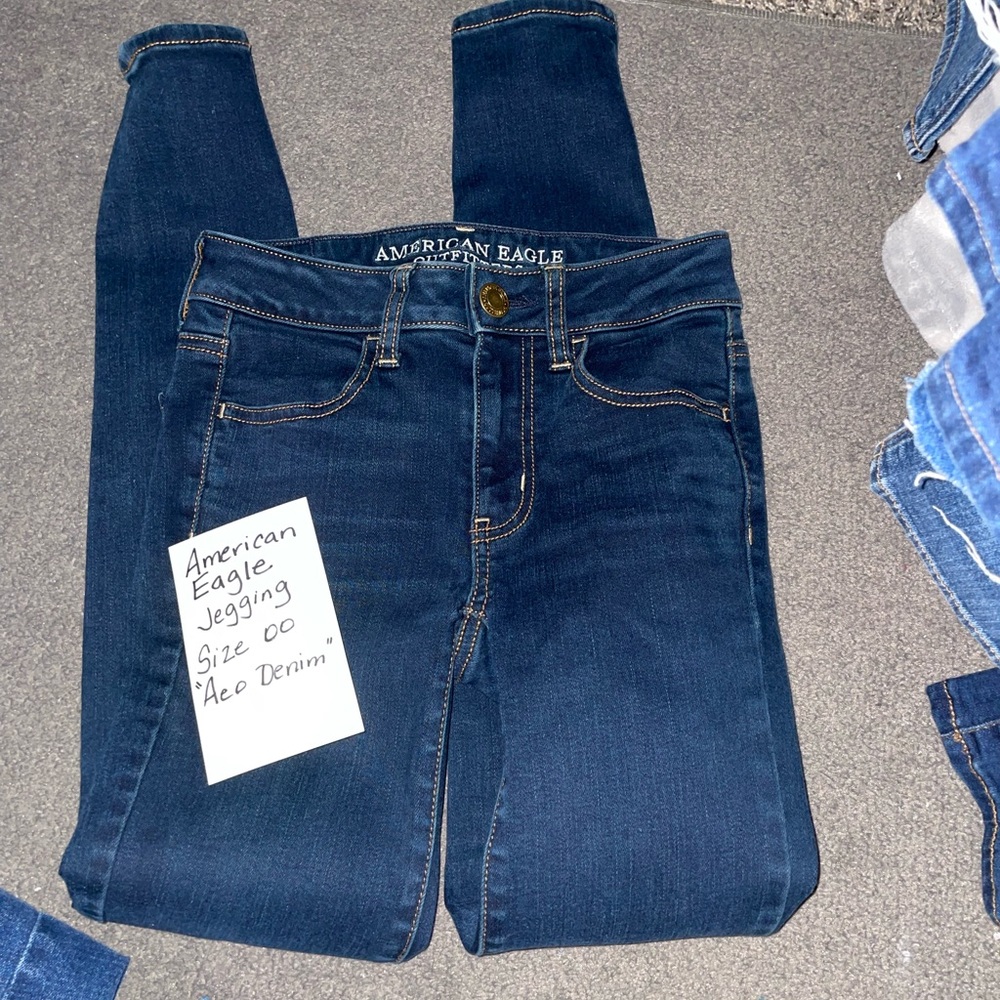American Eagle Outfitters Dark Blue Jeggings